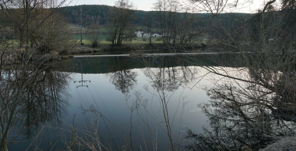 Umgebung des Pachtgrundstücks direkt an der Schwarzach